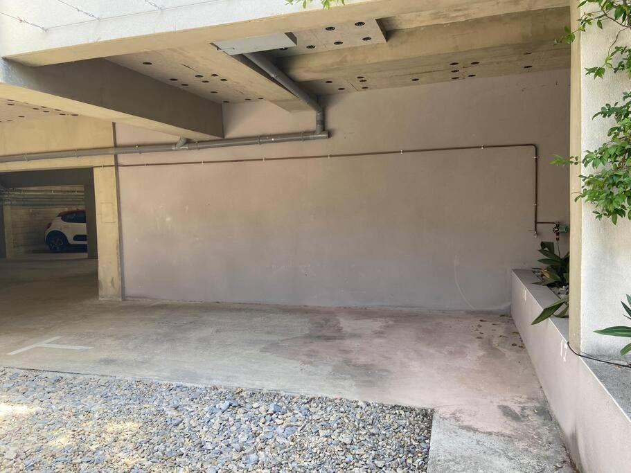 Studio Clim Parking Dhuoda Nimes Exterior photo